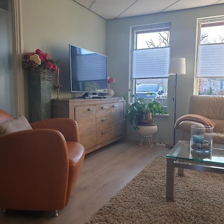 Bij De Oude Dijk Bed & Breakfast Wilp Luaran gambar